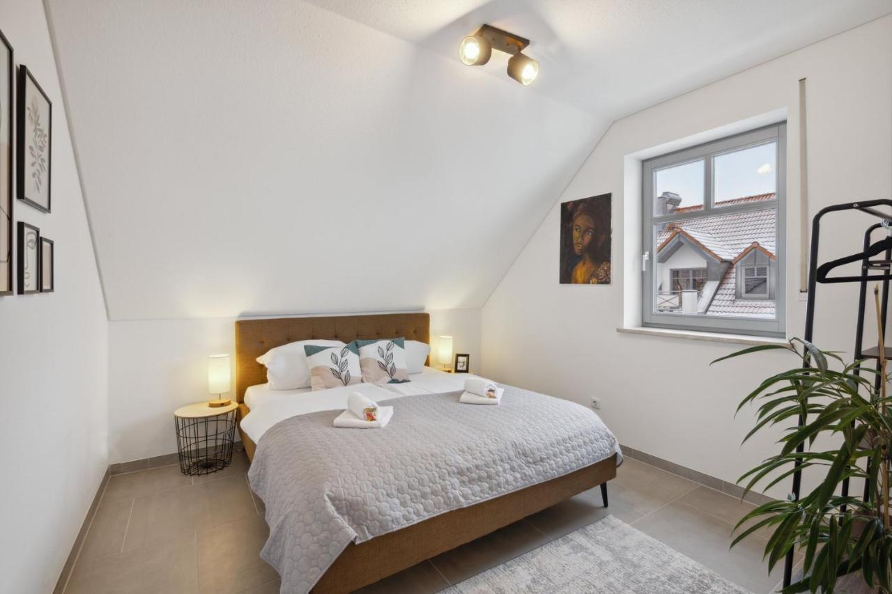 Smooth Living Apartments Augsburg Lechhausen - Free Parking ภายนอก รูปภาพ
