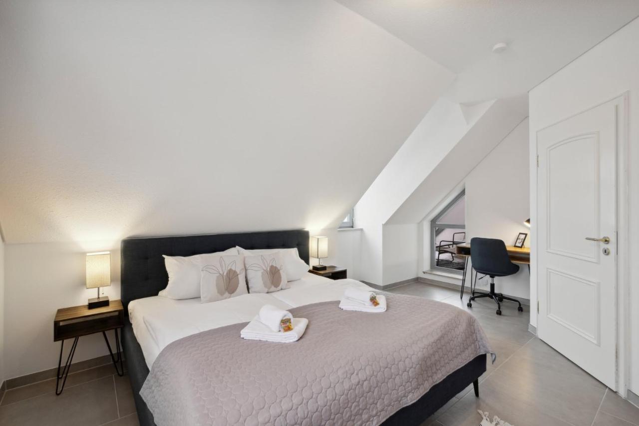 Smooth Living Apartments Augsburg Lechhausen - Free Parking ภายนอก รูปภาพ